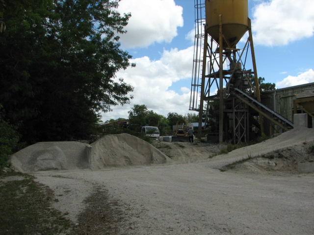 ready-mix concrete plant with sand aka silica